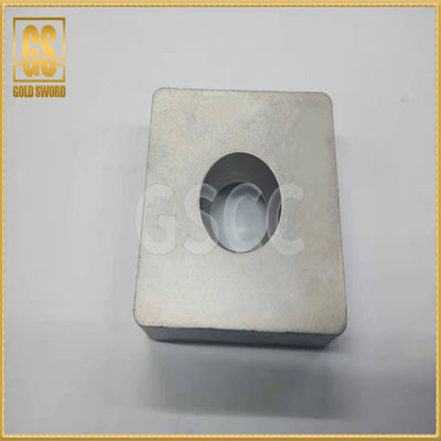 Especial modificada para requisitos particulares del estándar de la cuchilla del acero de tungsteno no formado con el agujero